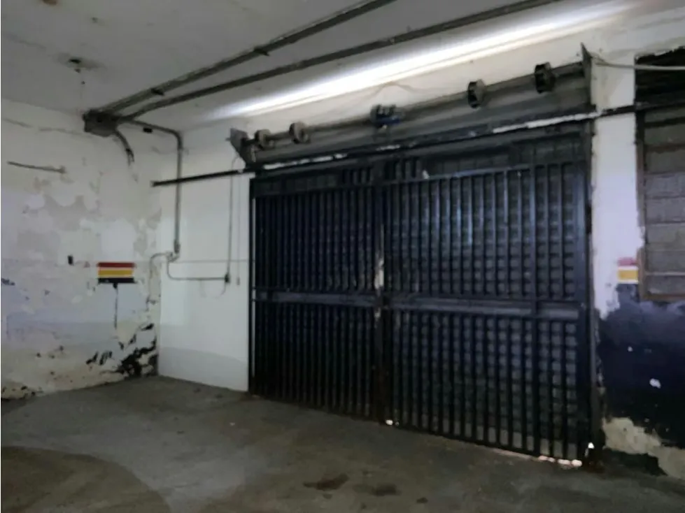 Local Comercial en Alquiler en Catia excelente zona peatonal 200 m2. - 4