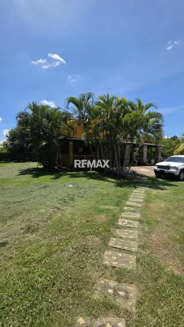 EN VENTA ESPECTACULAR CASA EN SAFARI COUNTRY CLUB - 4