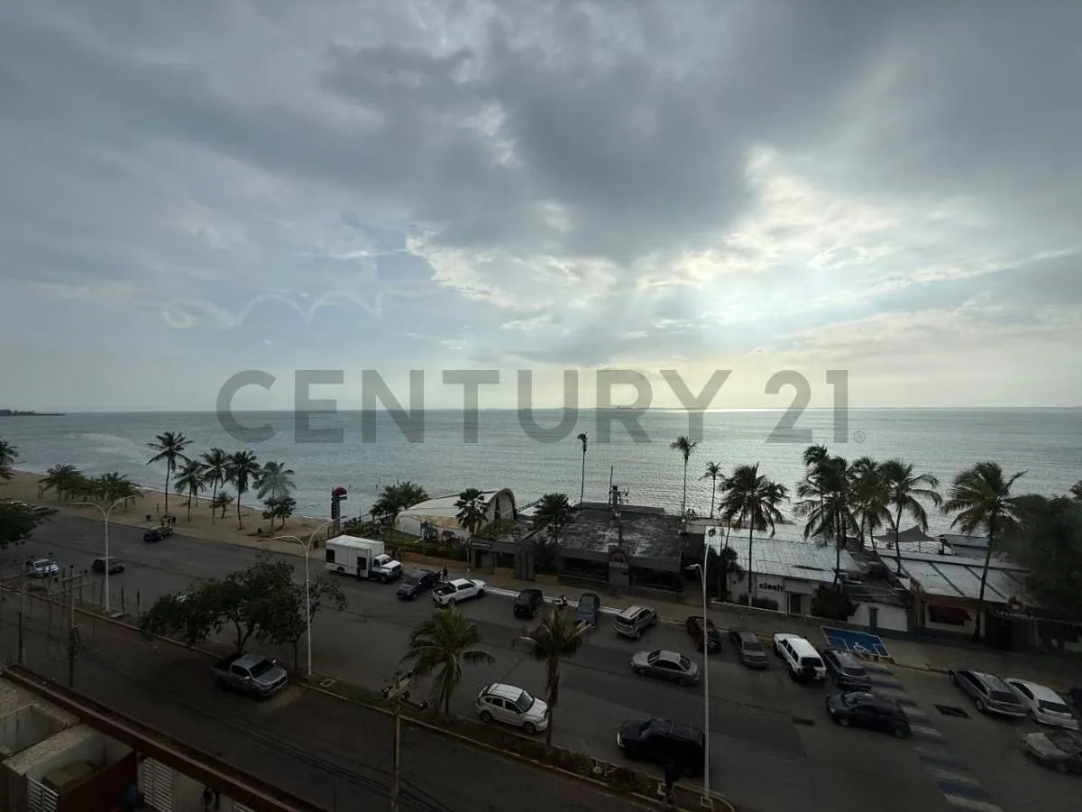 Apartamento en alquiler en Lechería en el CR Karla Valentina, Playa Mansa. - 16