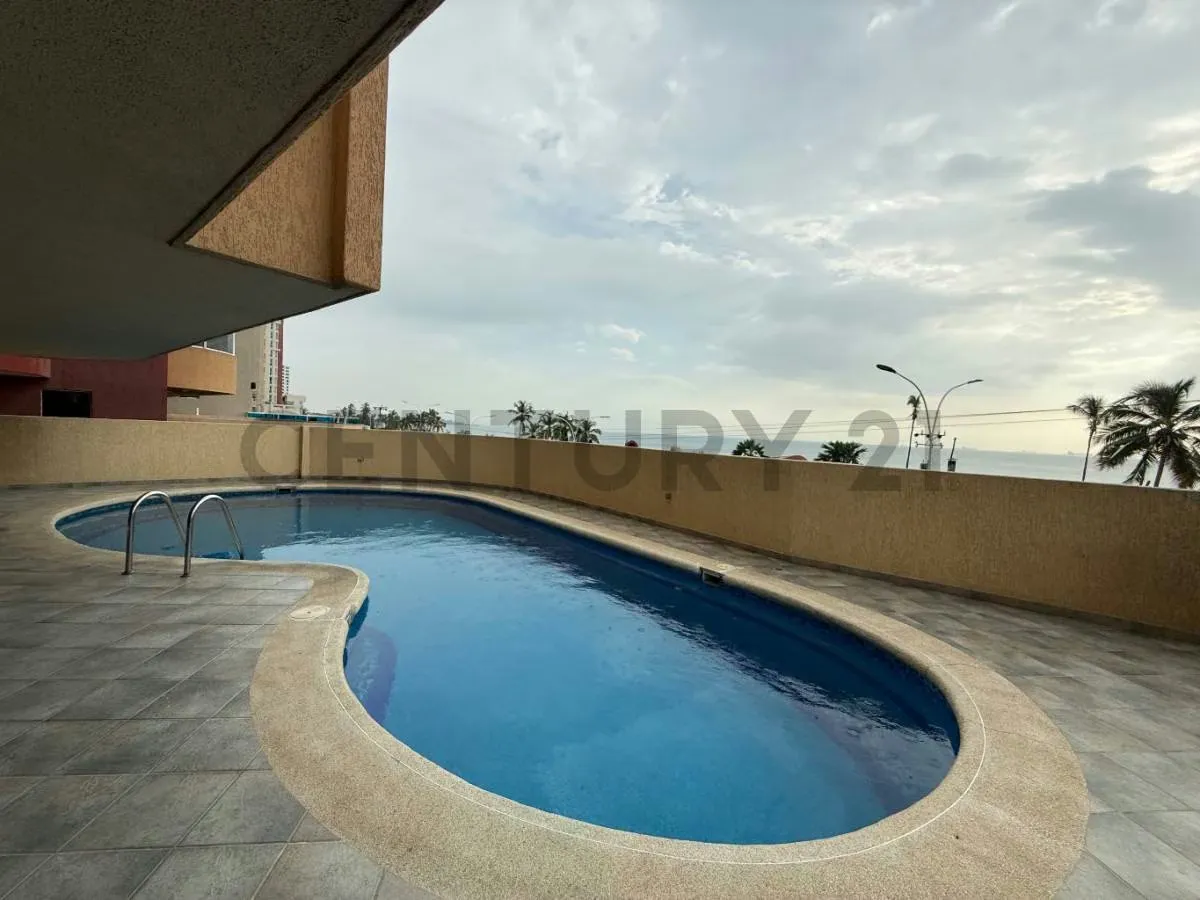 Apartamento en alquiler en Lechería en el CR Karla Valentina, Playa Mansa. - 34