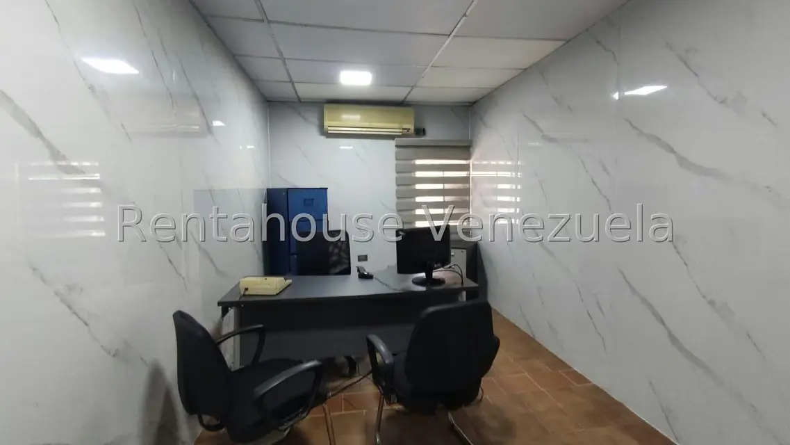 Galpon - Deposito en Venta en Zona Industrial 2, Lara - 18