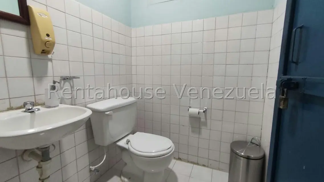 Galpon - Deposito en Venta en Zona Industrial 2, Lara - 23