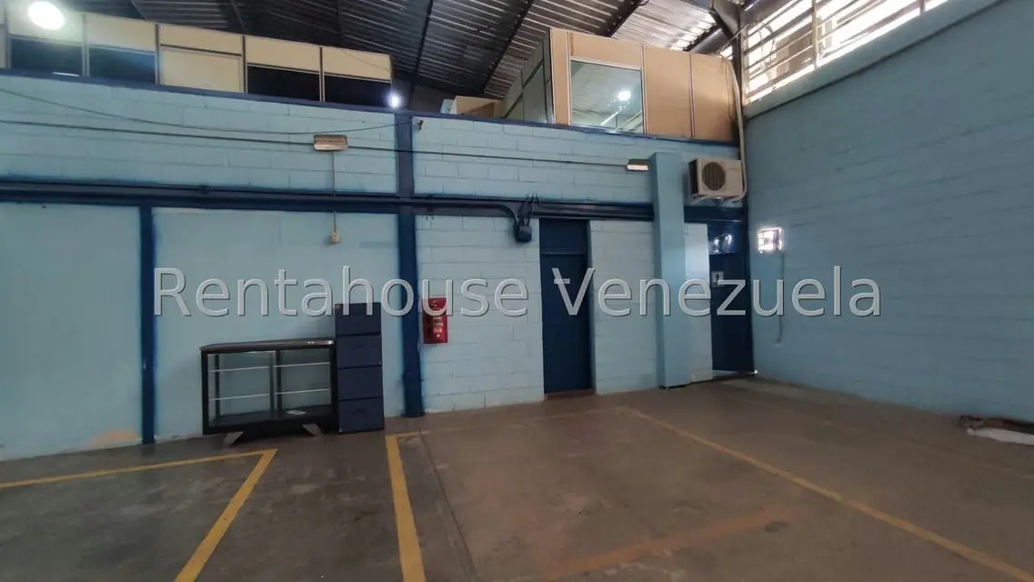 Galpon - Deposito en Venta en Zona Industrial 2, Lara - 26