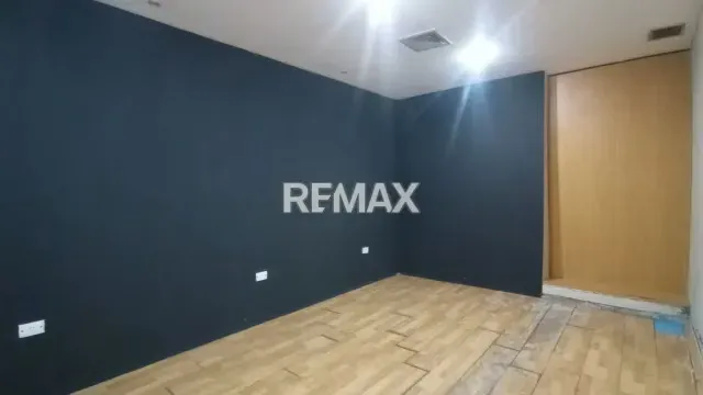 Local Comercial en Alquiler Manzanares. Amplio y funcional - 11