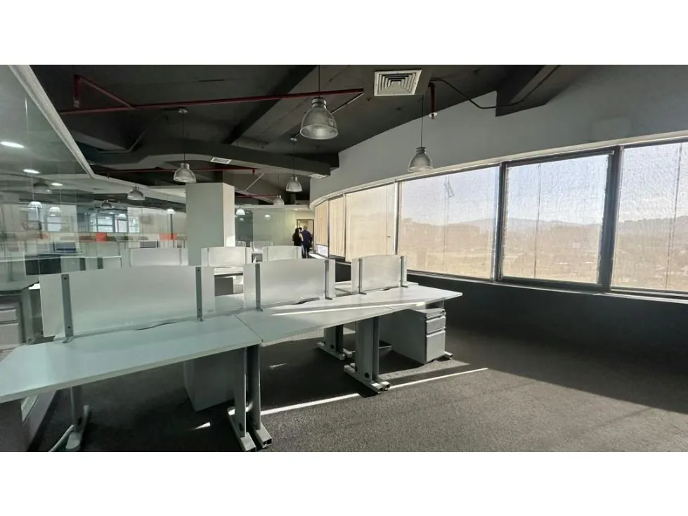 Ofrezco en VENTA oficina en BELLO CAMPO - 9