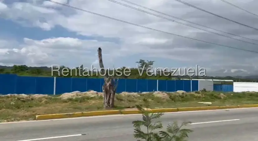 Terreno (Comercial) en Venta en La Riberena, Lara