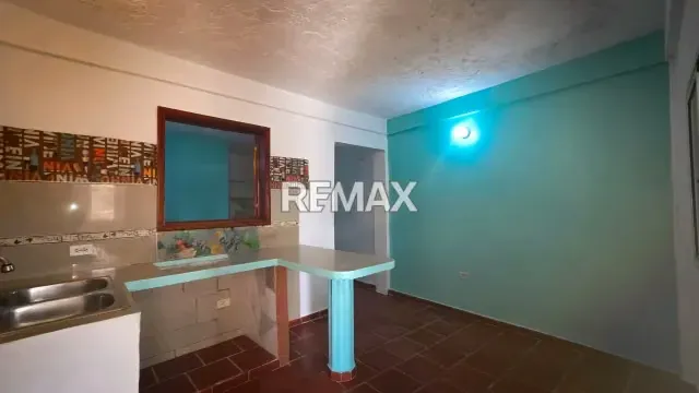 Excelente Casa Tipo Residencia Multifamiliar en Venta en Valle Verde - 4