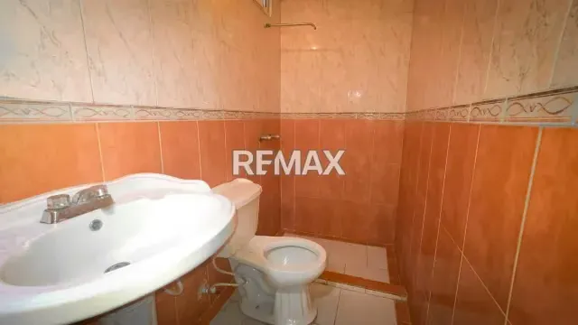 Excelente Casa Tipo Residencia Multifamiliar en Venta en Valle Verde - 6