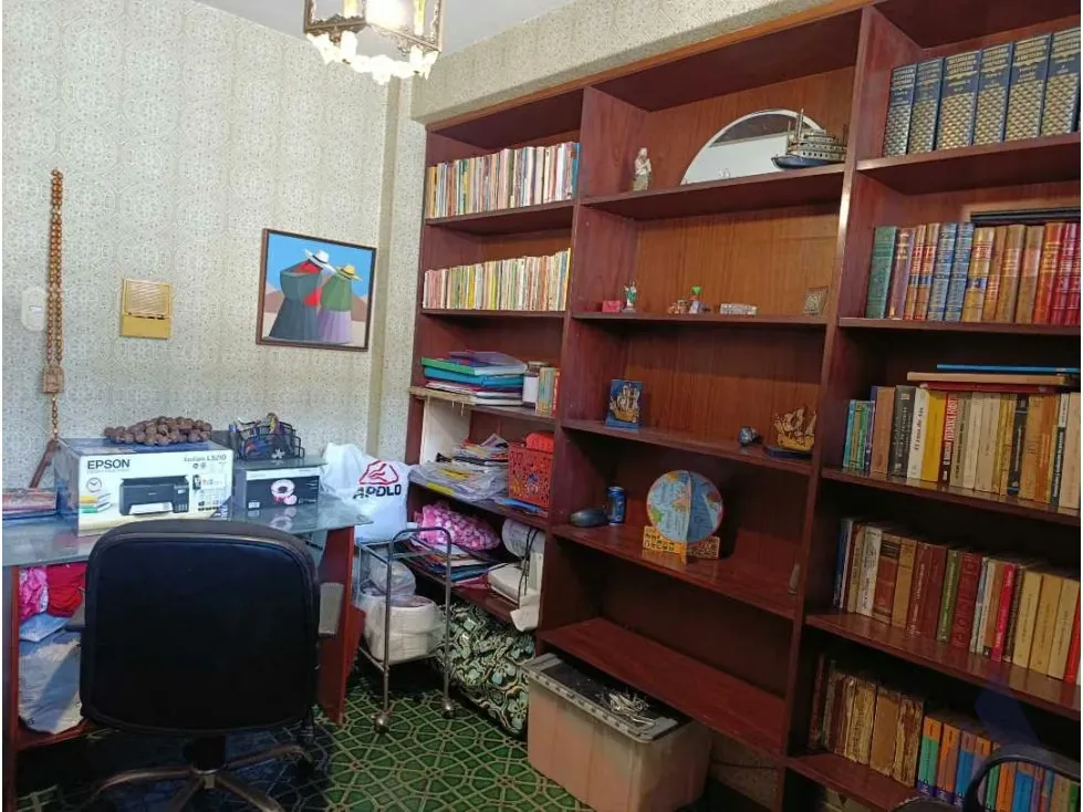 Vendo casa calle cerrada 320m2 Montalbán 6766 - 19
