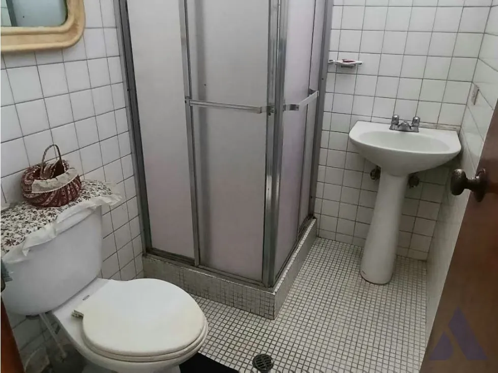 Vendo casa calle cerrada 320m2 Montalbán 6766 - 25