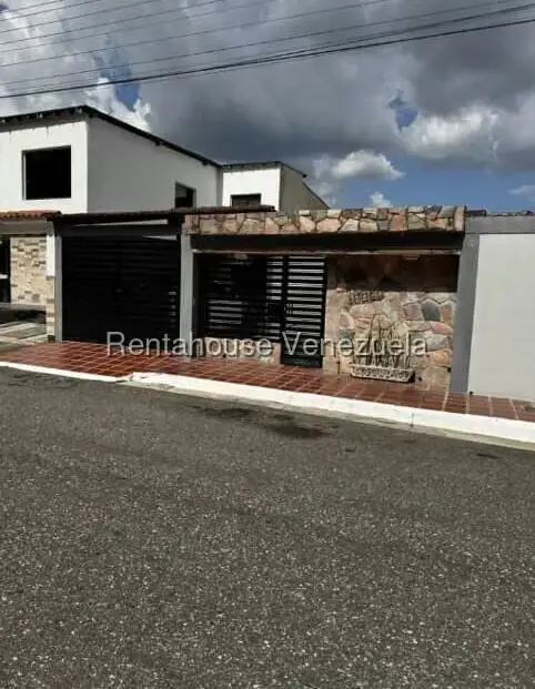 Casa (1 Nivel) en Venta en La Esmeralda, Carabobo