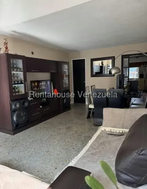 Casa (1 Nivel) en Venta en La Esmeralda, Carabobo - 2