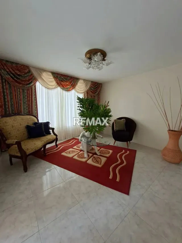 TOWNHOUSE EN VENTA CONJ. RES. LOMAS DEL ROCÍO. LA ENTRADA NAGUANAGUA - 3