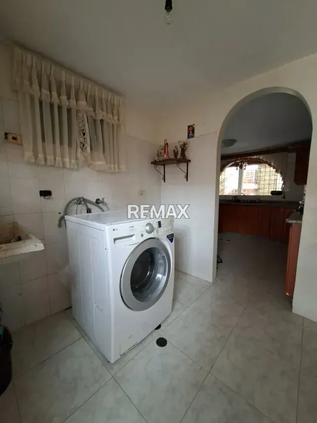 TOWNHOUSE EN VENTA CONJ. RES. LOMAS DEL ROCÍO. LA ENTRADA NAGUANAGUA - 10