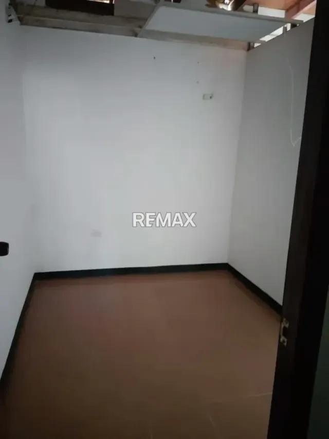 Edificio ideal para Centro Medico - 12