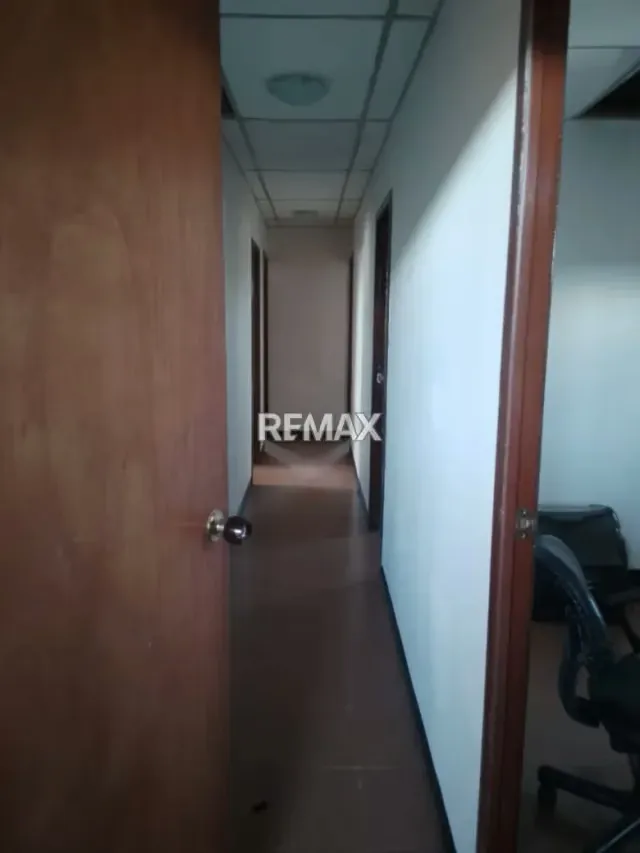 Edificio ideal para Centro Medico - 13