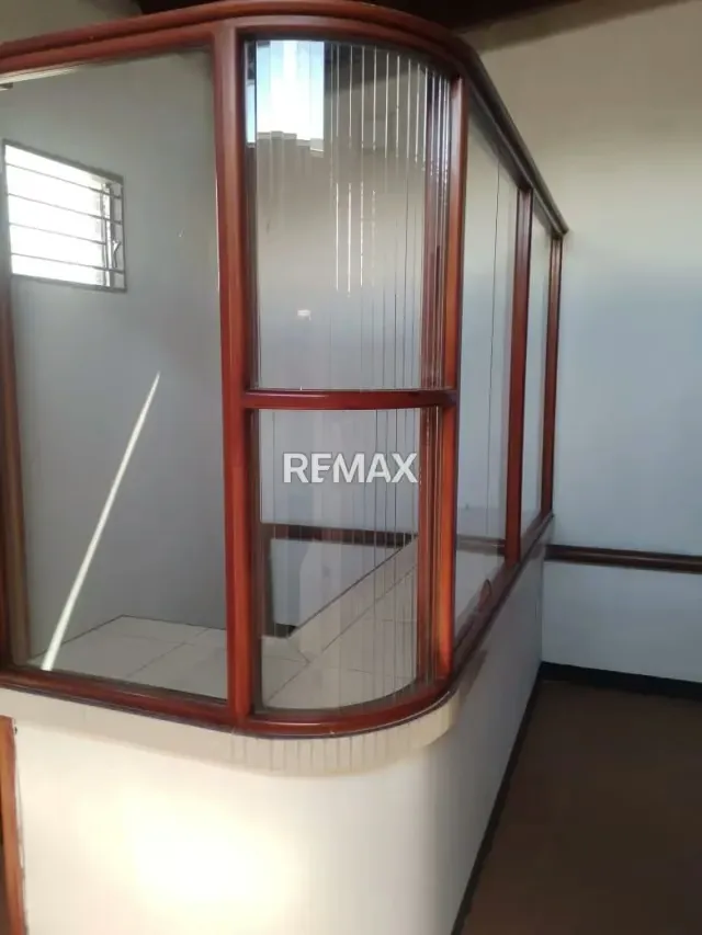 Edificio ideal para Centro Medico - 17