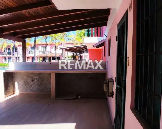 TOWNHOUSE EN OBRA GRIS, PERFECTO PARA REMODELAR EN CONJUNTO A PASOS DEL MAR, ISLA DE MARGARITA, NUEVA ESPARTA - 3