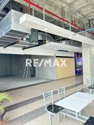 EN ALQUILER LOCALES COMERCIALES EN C.C CIUDAD CREPUSCULAR, ZONA CENTRO DE BARQUISIMETO.