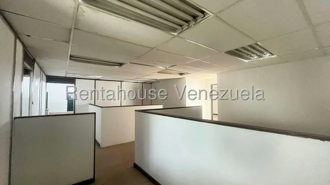 Comercial (Edificio) en Venta en Los Ruices, Distrito Metropolitano - 27