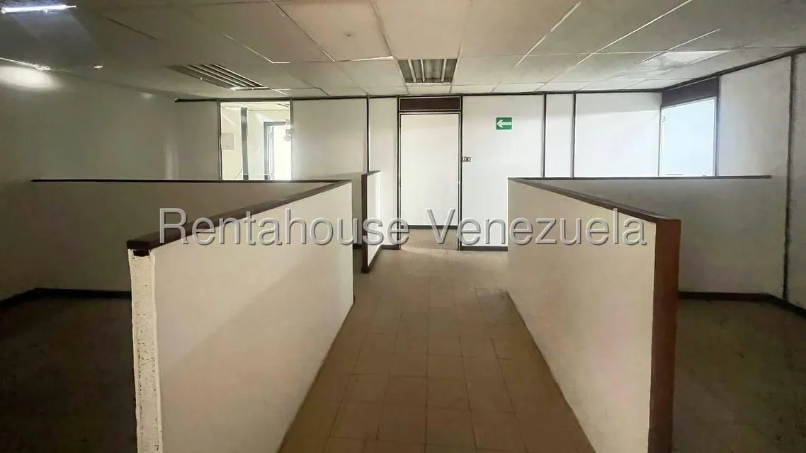 Comercial (Edificio) en Venta en Los Ruices, Distrito Metropolitano - 28