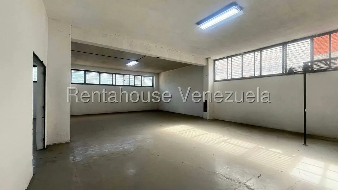 Comercial (Edificio) en Venta en Los Ruices, Distrito Metropolitano - 35