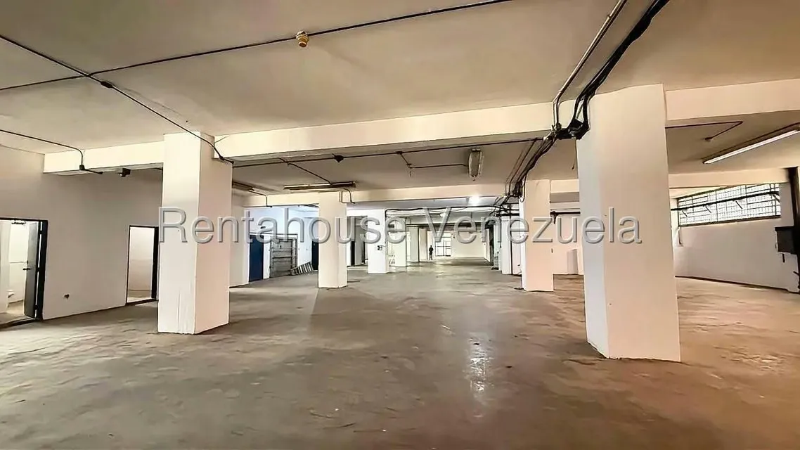 Comercial (Edificio) en Venta en Los Ruices, Distrito Metropolitano - 7