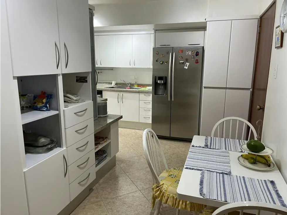Vendo Apartamento 238m2 La Lagunita C. Club 9060 - 16