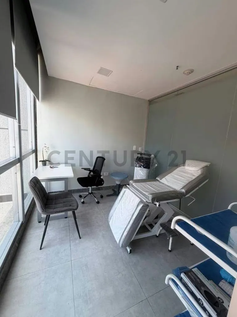 En Alquiler Oficina en la Torre Jalisco | Las Mercedes - 7
