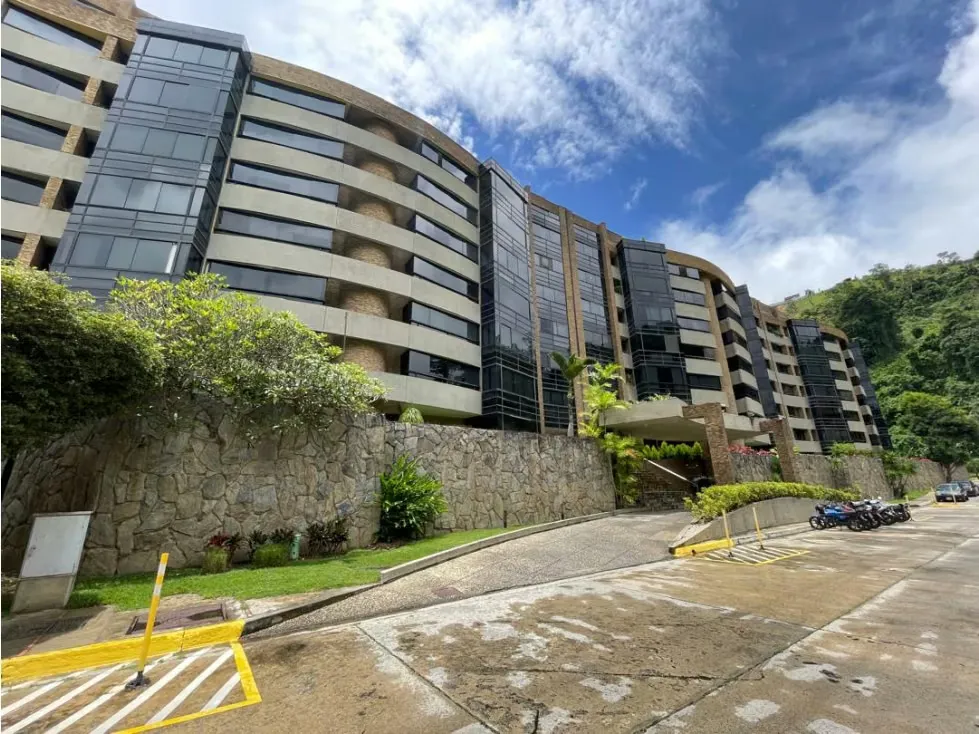 Alquilo apartamento amoblado 260m2 Lomas de la Lagunita 3819