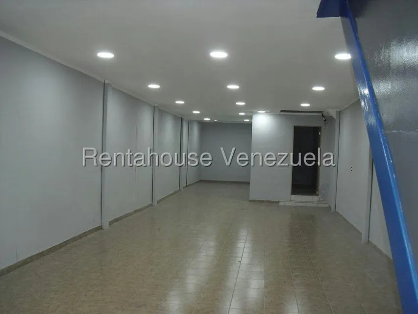 Local Comercial en Alquiler en La Trinidad, Distrito Metropolitano - 2