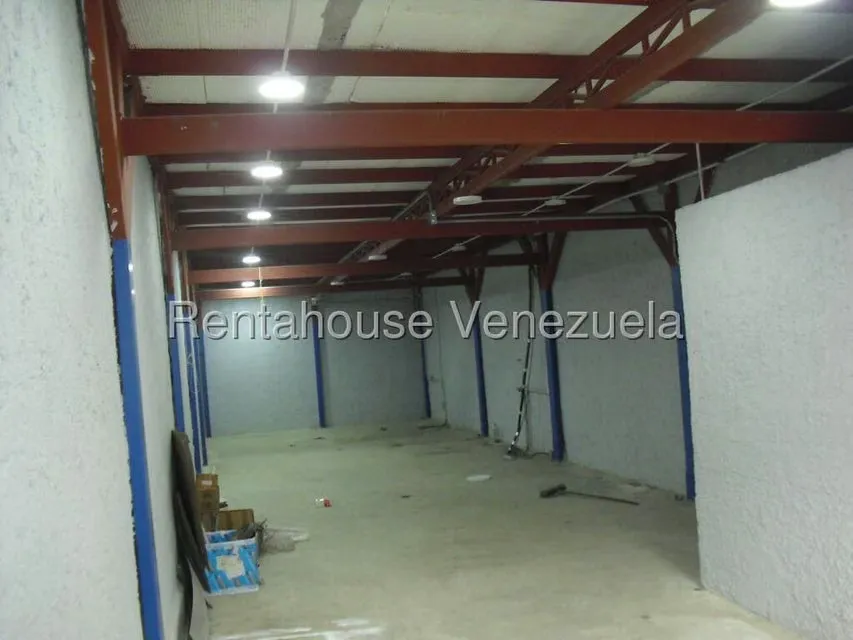 Local Comercial en Alquiler en La Trinidad, Distrito Metropolitano - 13