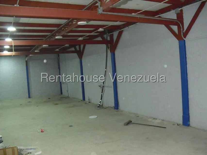 Local Comercial en Alquiler en La Trinidad, Distrito Metropolitano - 15