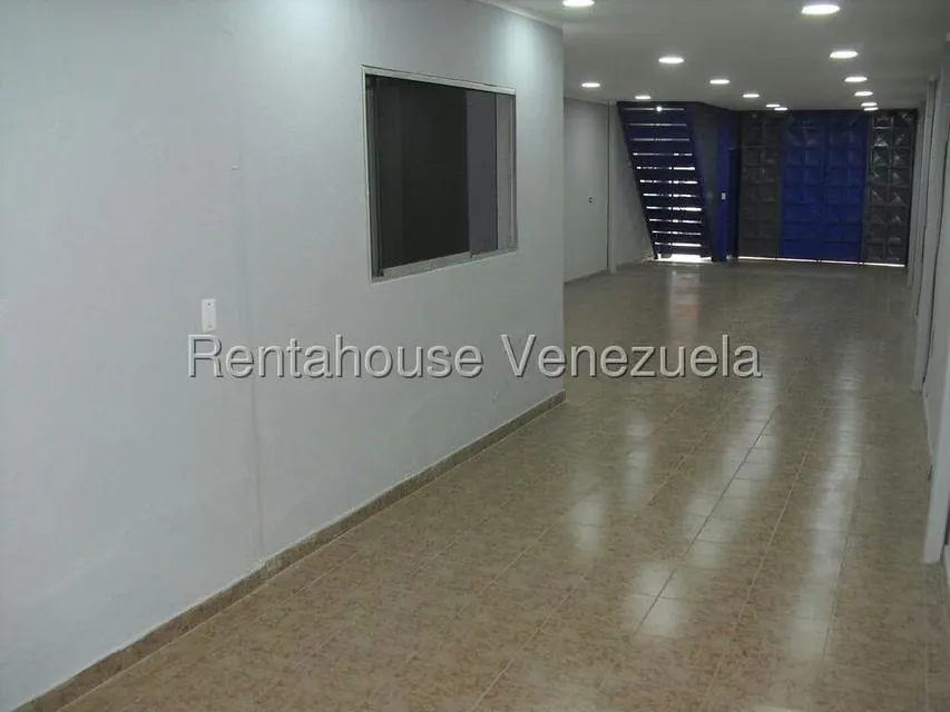 Local Comercial en Alquiler en La Trinidad, Distrito Metropolitano - 19