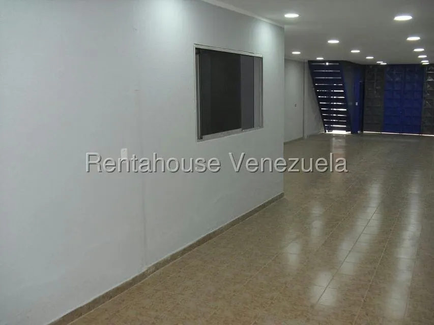 Local Comercial en Alquiler en La Trinidad, Distrito Metropolitano - 10