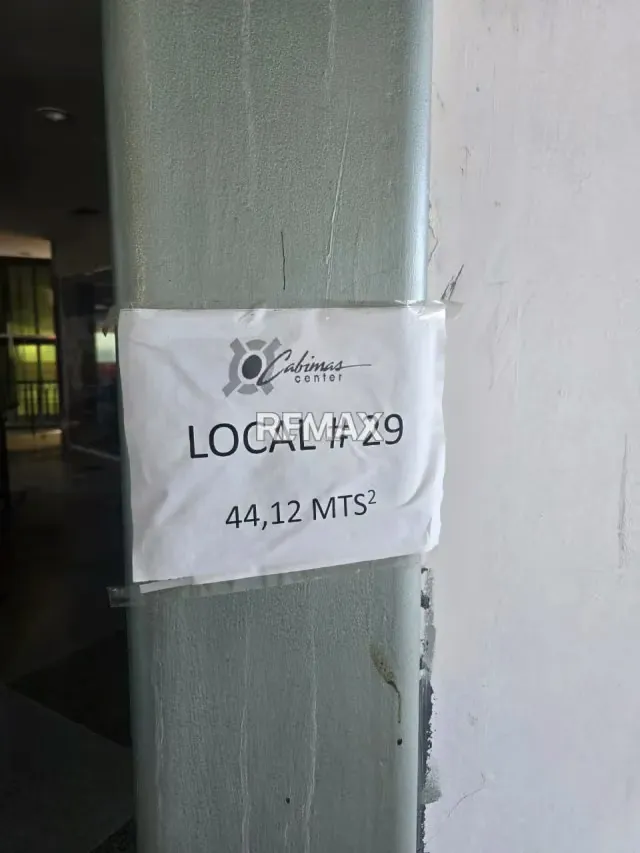 LOCAL COMERCIAL EN ALQUILER EN CABIMAS CENTER (OBRA GRIS) - 5