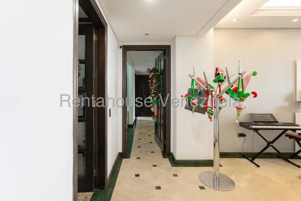 Apartamento (1 Nivel) en Venta en Los Naranjos del Cafetal, Distrito Metropolitano - 11
