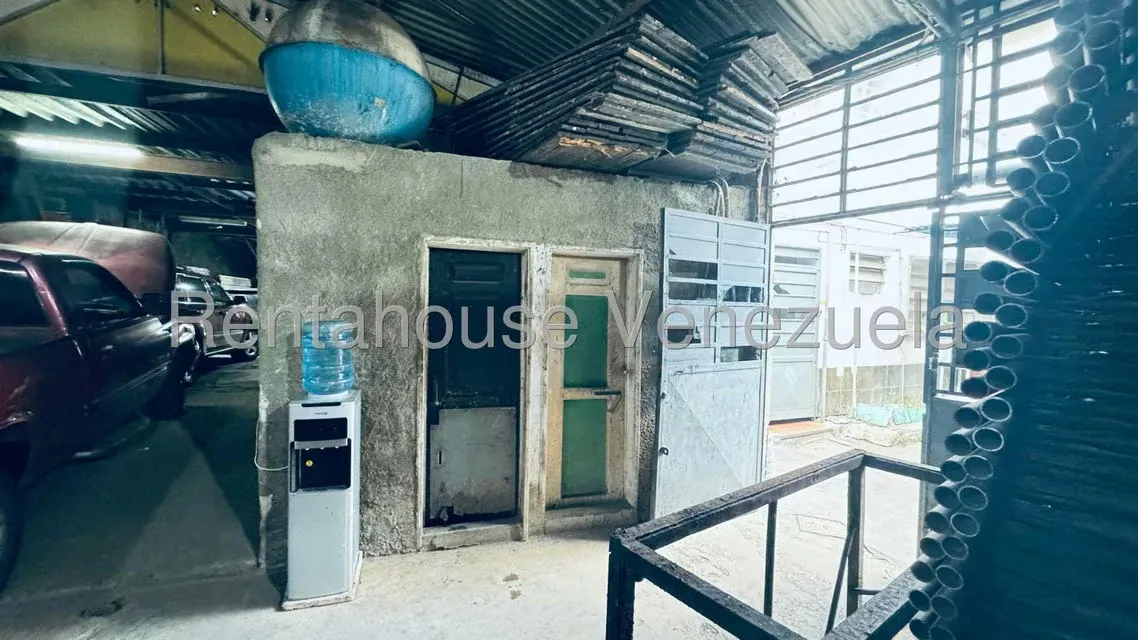Edificio en Venta en Parroquia Altagracia, Distrito Metropolitano - 13