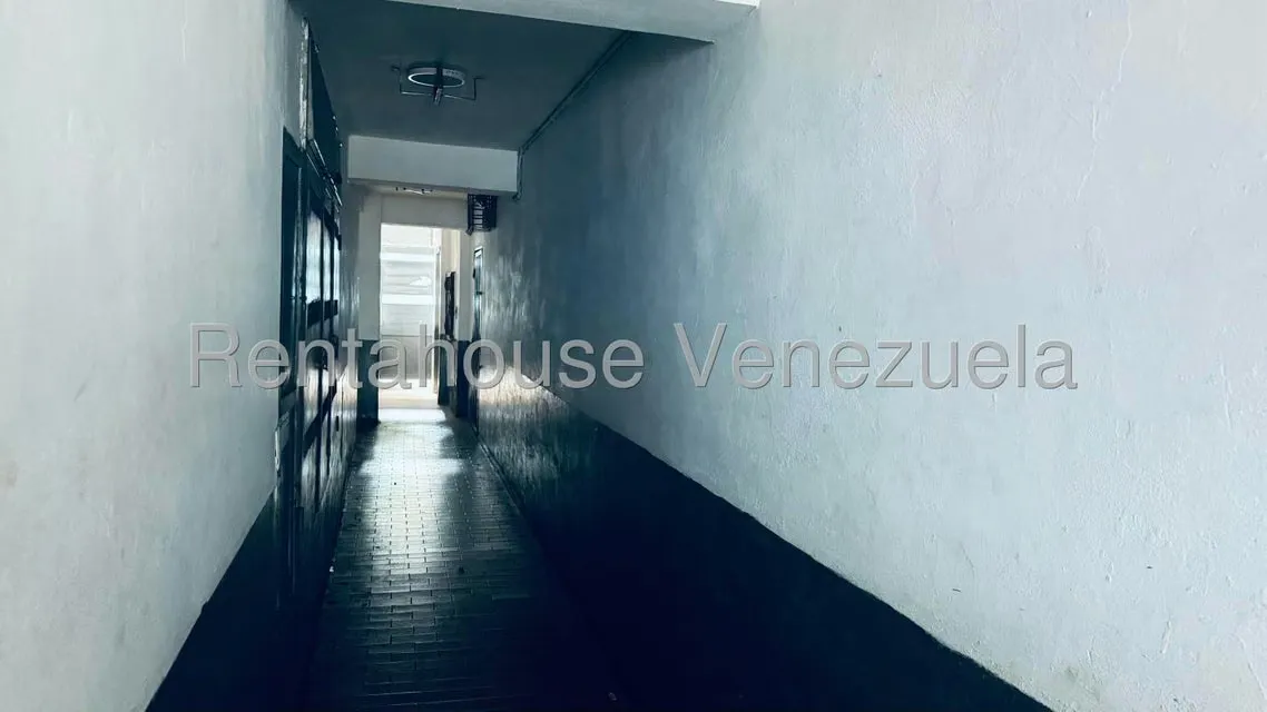 Edificio en Venta en Parroquia Altagracia, Distrito Metropolitano - 15