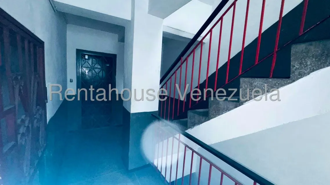 Edificio en Venta en Parroquia Altagracia, Distrito Metropolitano - 19