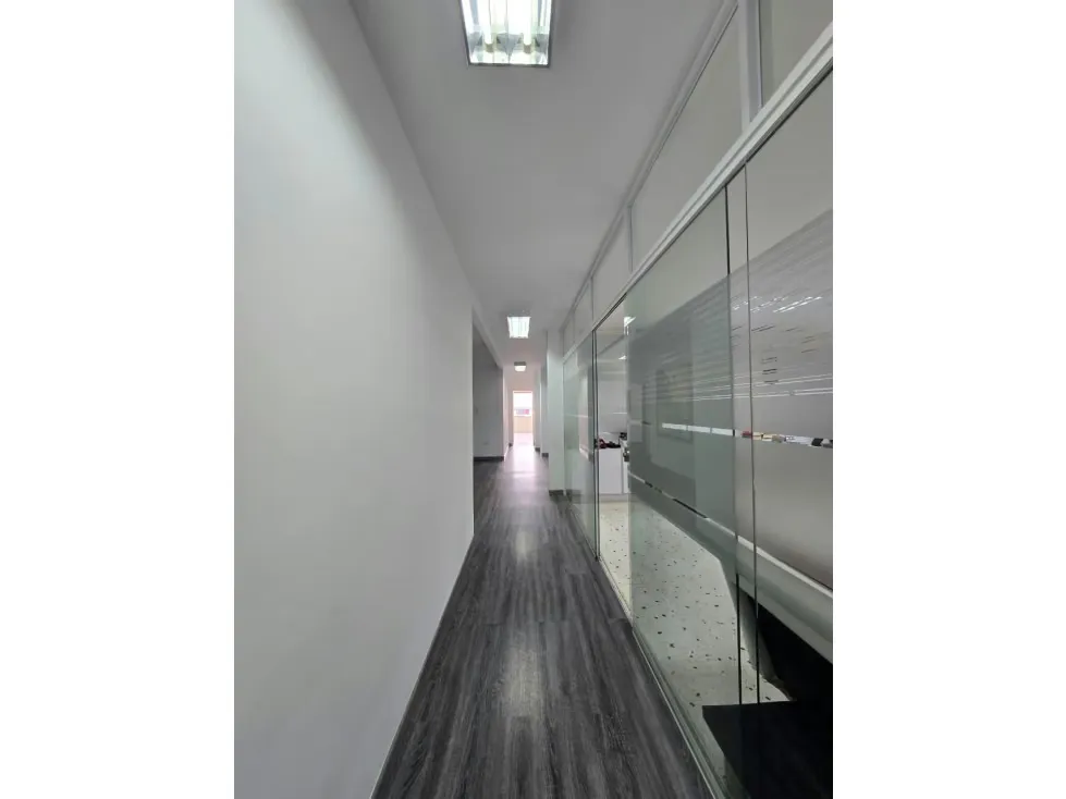 EDIFICIO INDUSTRIAL EN VENTA 1.938 M2 - BOLEITA NORTE - 12