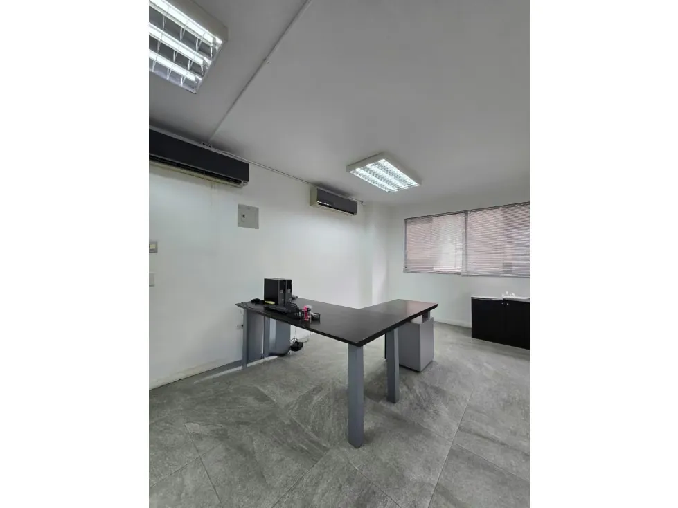 EDIFICIO INDUSTRIAL EN VENTA 1.938 M2 - BOLEITA NORTE - 13