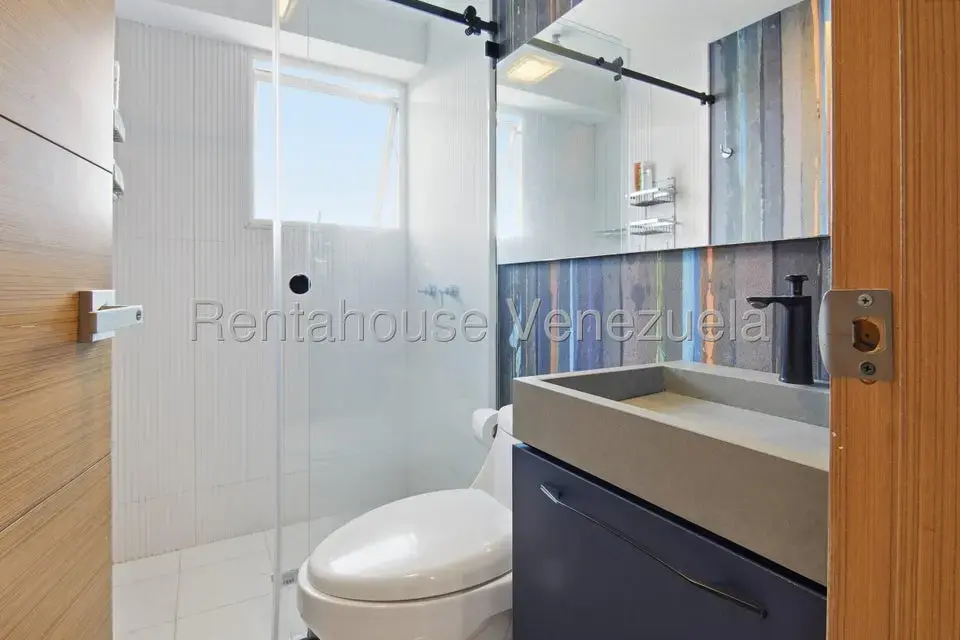 Apartamento (Penthouse) en Venta en Los Naranjos del Cafetal, Distrito Metropolitano - 37