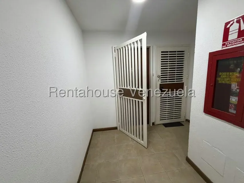 Apartamento (1 Nivel) en Venta en Manzanares, Distrito Metropolitano - 2