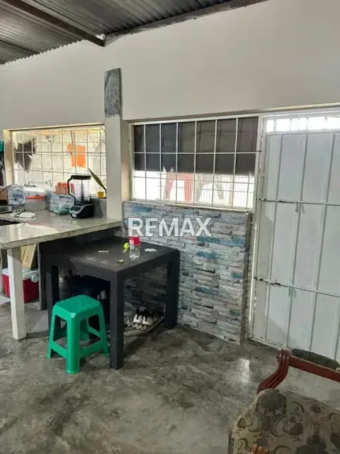 VENDO CASA URB VALLE ARRIBA - 4