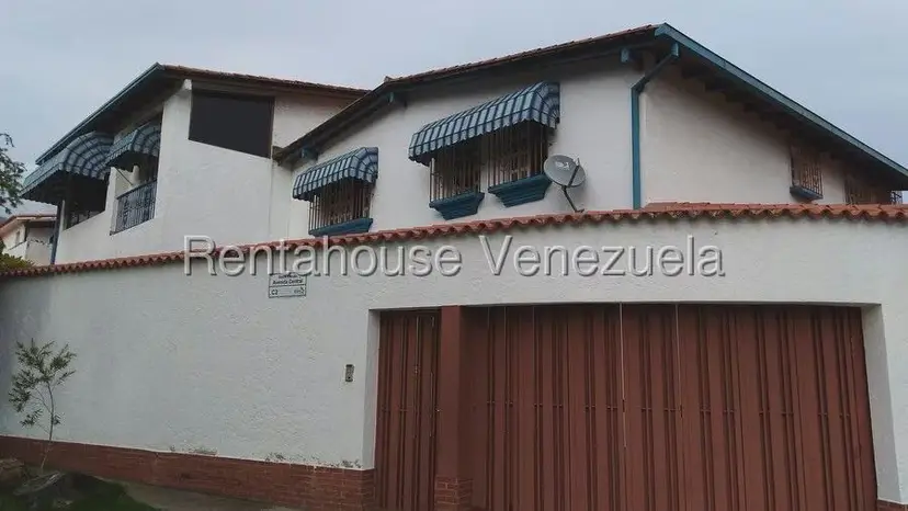 Comercial (Local Comercial) en Alquiler en Santa Cecilia, Distrito Metropolitano
