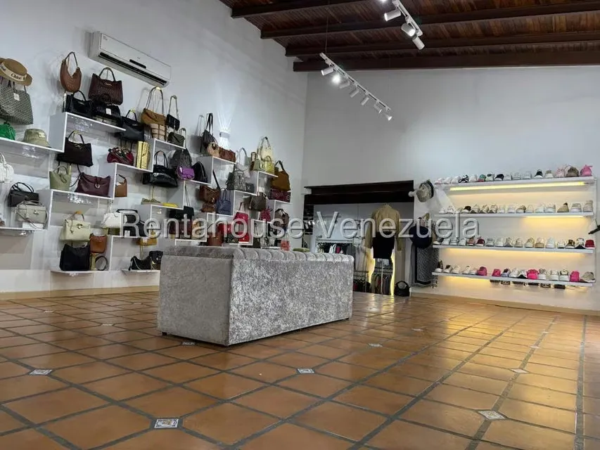Local Comercial en Alquiler en Santa Cecilia, Distrito Metropolitano - 20