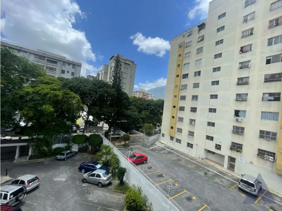 Vendo apartamento 135m2 La Urbina 7468 - 16