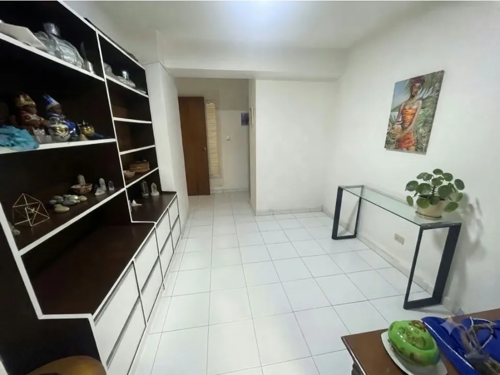 Vendo apartamento 135m2 La Urbina 7468 - 8