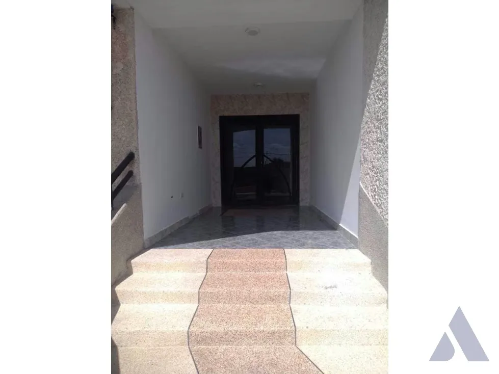 Vendo apartamento 86m2 Puerto Piritu 3491 - 3